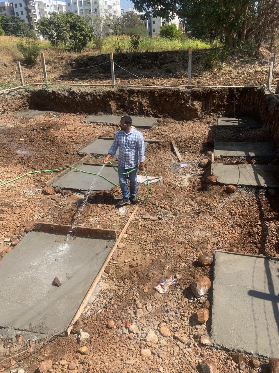 RCC column reinforcement and shuttering